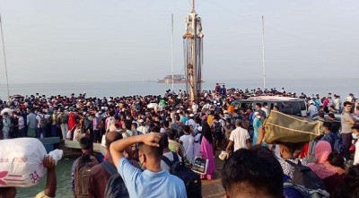 জনসমুদ্র শিমুলিয়া ঘাট